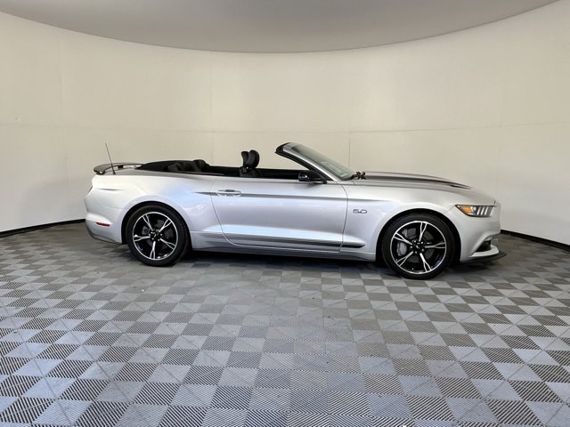 2017 Ford Mustang GT Premium Image 4 of 20