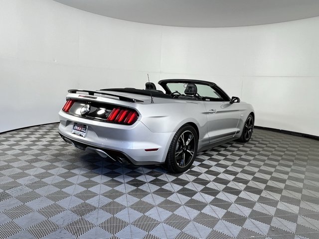 2017 Ford Mustang GT Premium Image 5 of 20