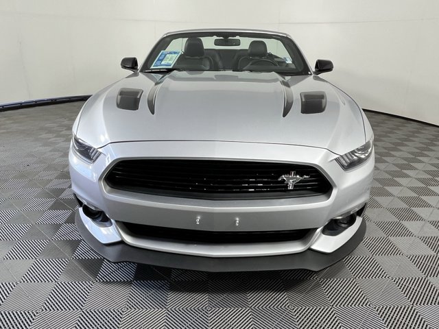2017 Ford Mustang GT Premium Image 2 of 20