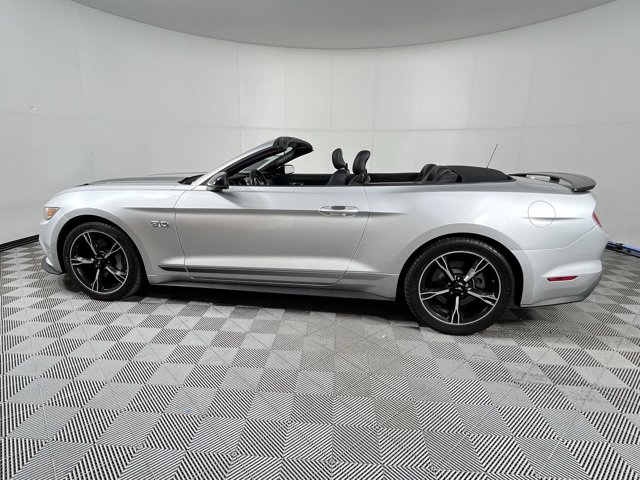 2017 Ford Mustang GT Premium Image 8 of 20