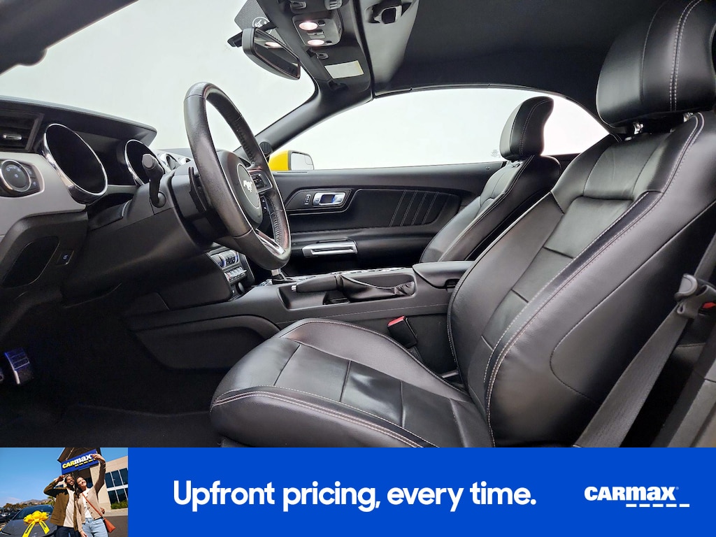 2017 Ford Mustang GT Premium Image 13 of 27