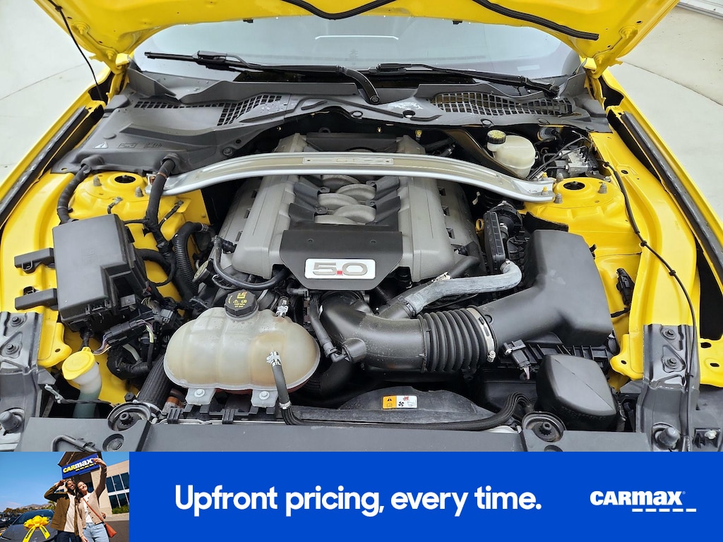 2017 Ford Mustang GT Premium Image 10 of 27