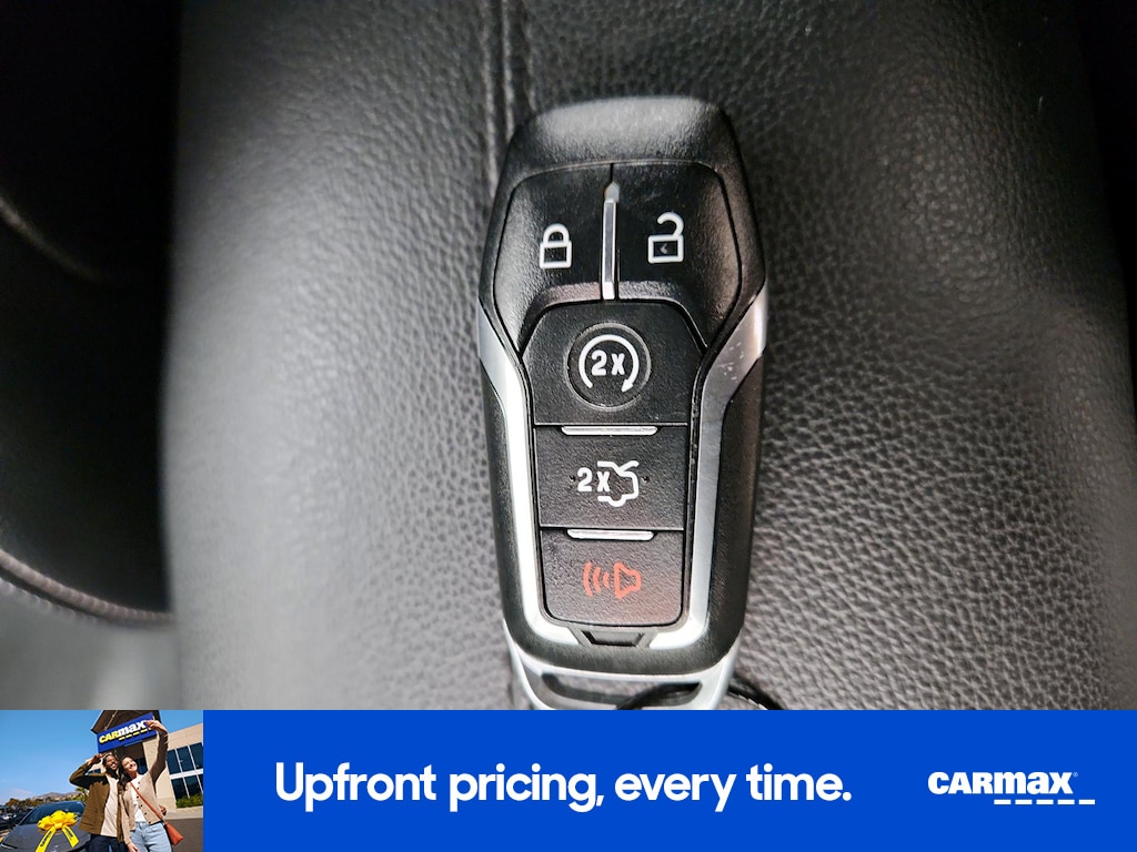 2017 Ford Mustang GT Premium Image 21 of 27