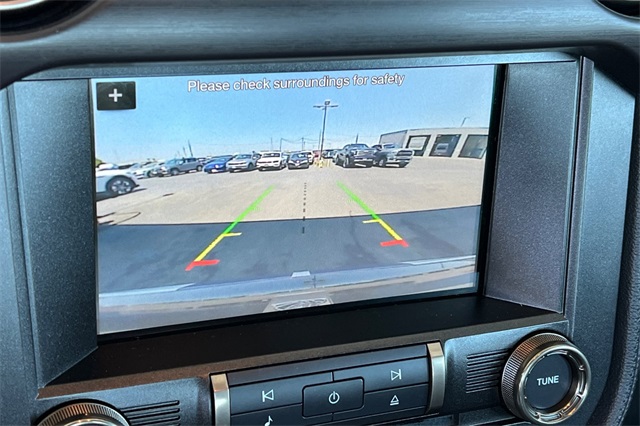 Vehicle image 17 of 36