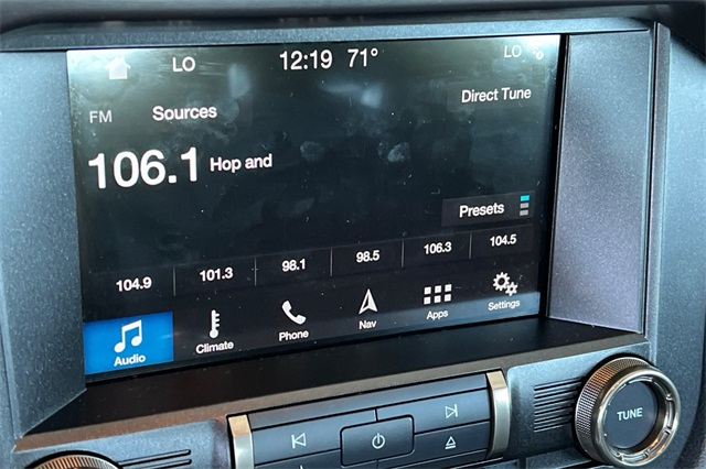Vehicle image 19 of 36