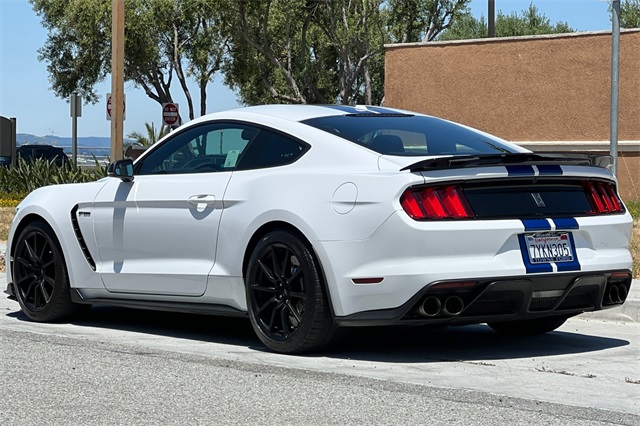 Vehicle image 8 of 36