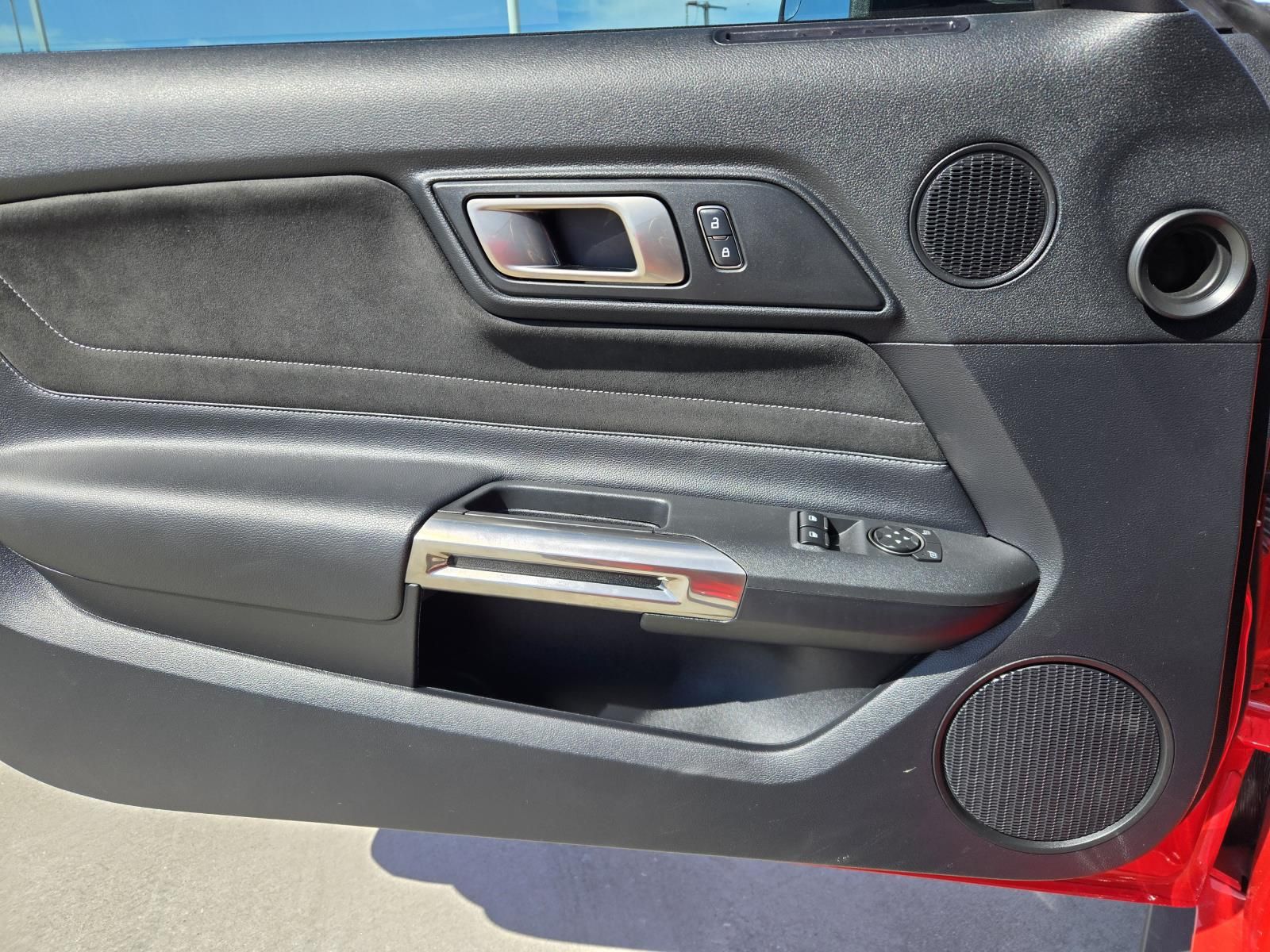 2017 Ford Mustang Shelby GT350 Image 21 of 28