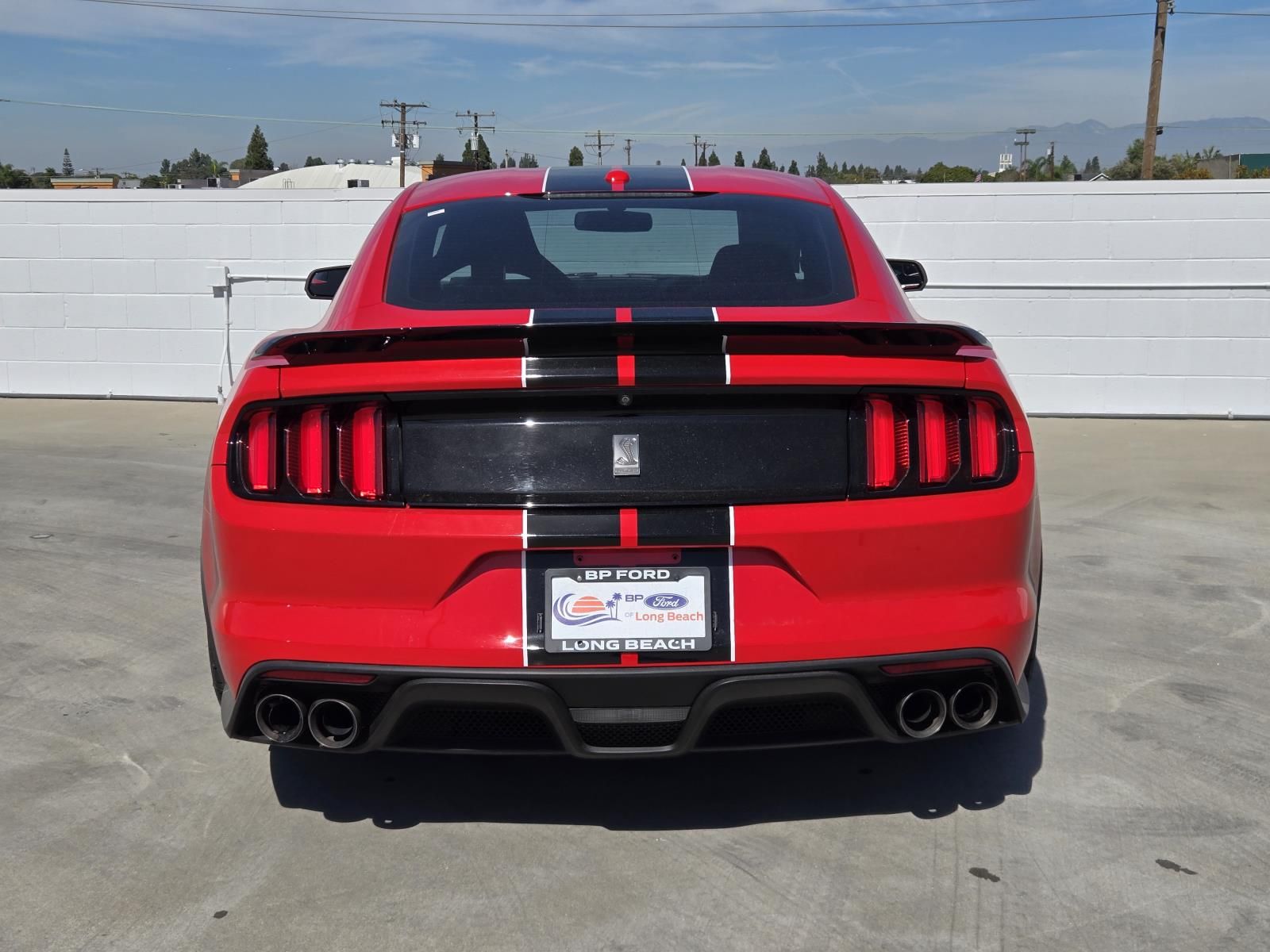 2017 Ford Mustang Shelby GT350 Image 4 of 28