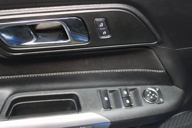 Vehicle image 26 of 31