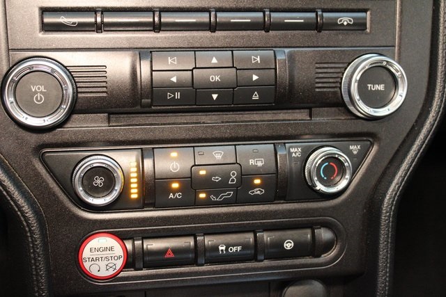 Vehicle image 28 of 31