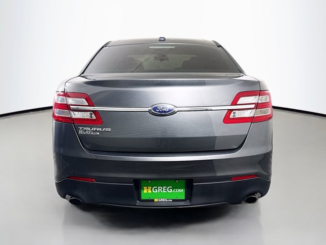 2017 Ford Taurus SE Image 5 of 34