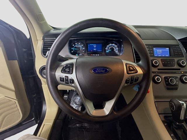 2017 Ford Taurus SE Image 21 of 34