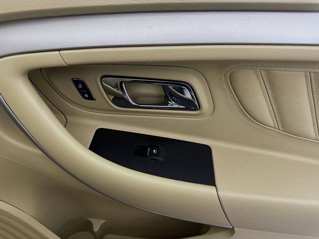 2017 Ford Taurus SE Image 33 of 34