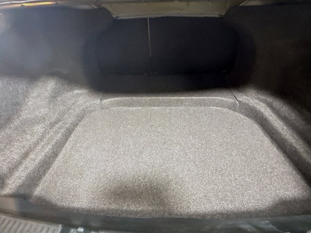 2017 Ford Taurus SE Image 13 of 34