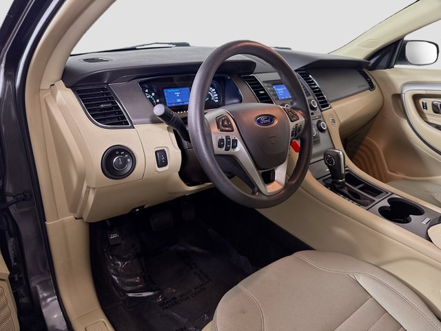 2017 Ford Taurus SE Image 19 of 34
