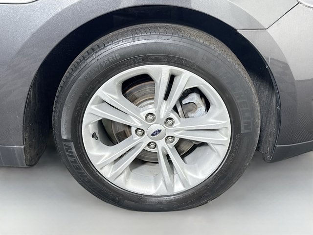 2017 Ford Taurus SE Image 9 of 34