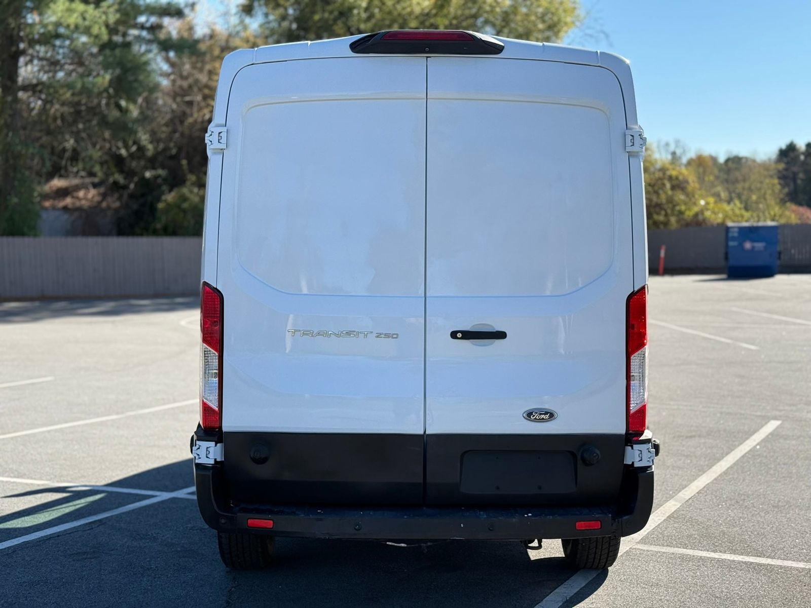 Vehicle image 11 of 42