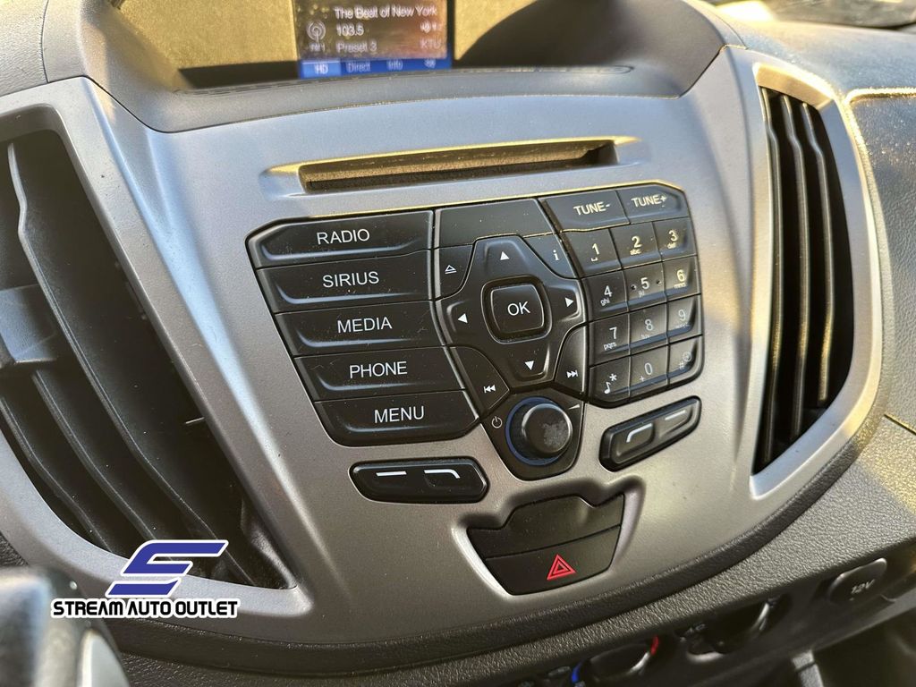 2017 Ford Transit XLT Image 14 of 35