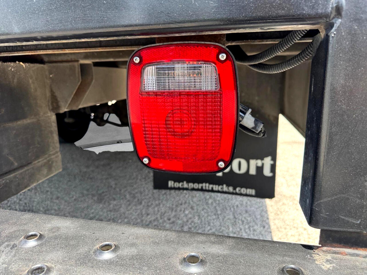 Vehicle image 13 of 25