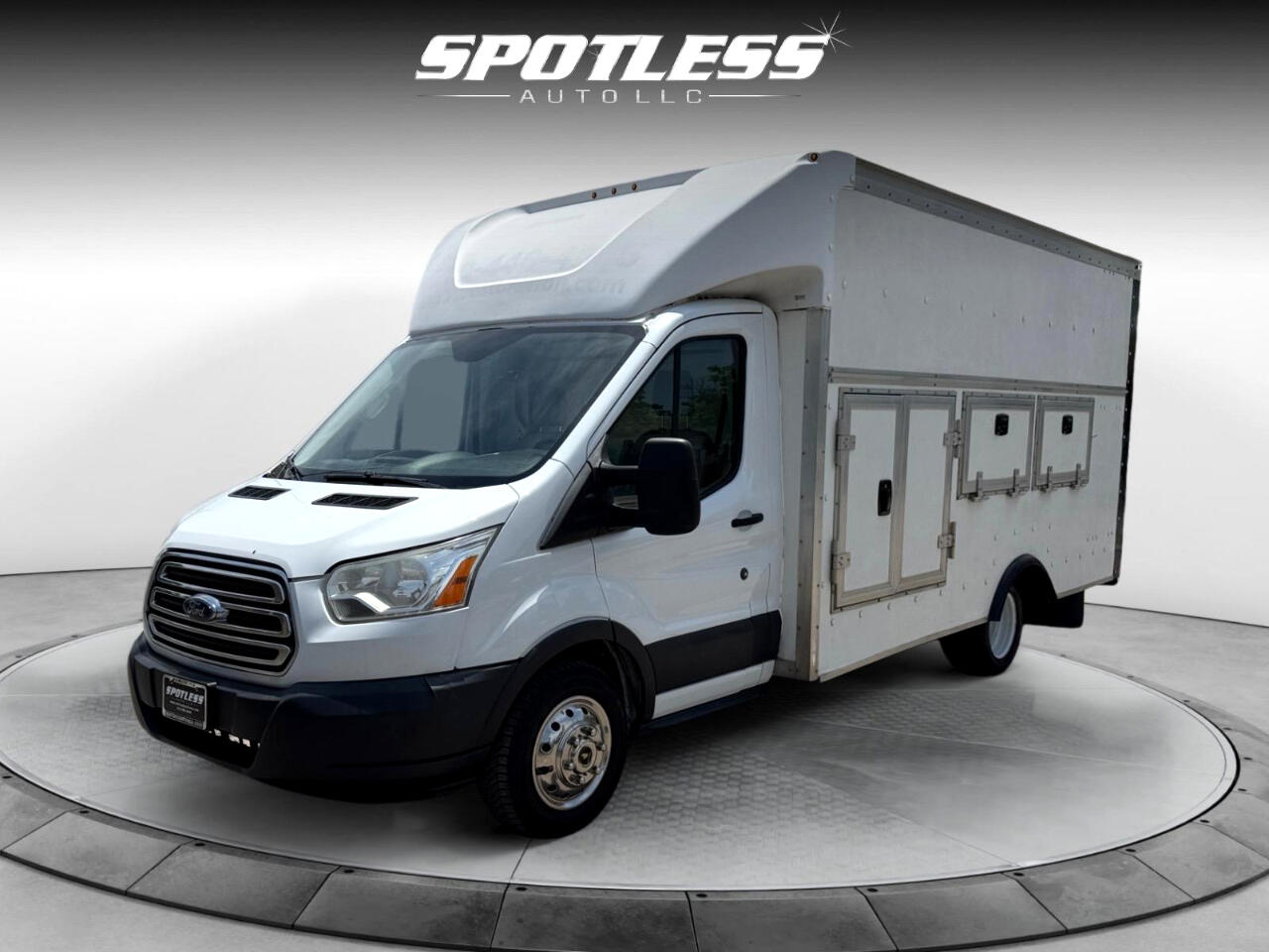 Vehicle image 2 of 25