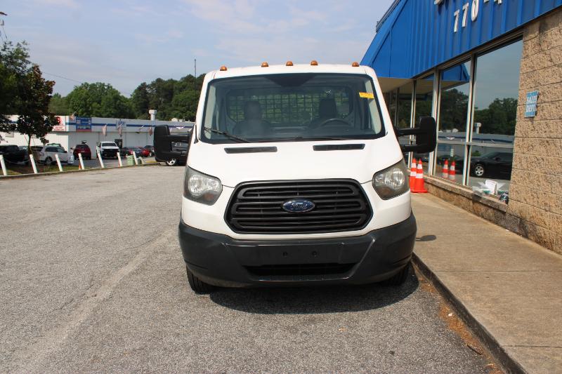 Vehicle image 4 of 19