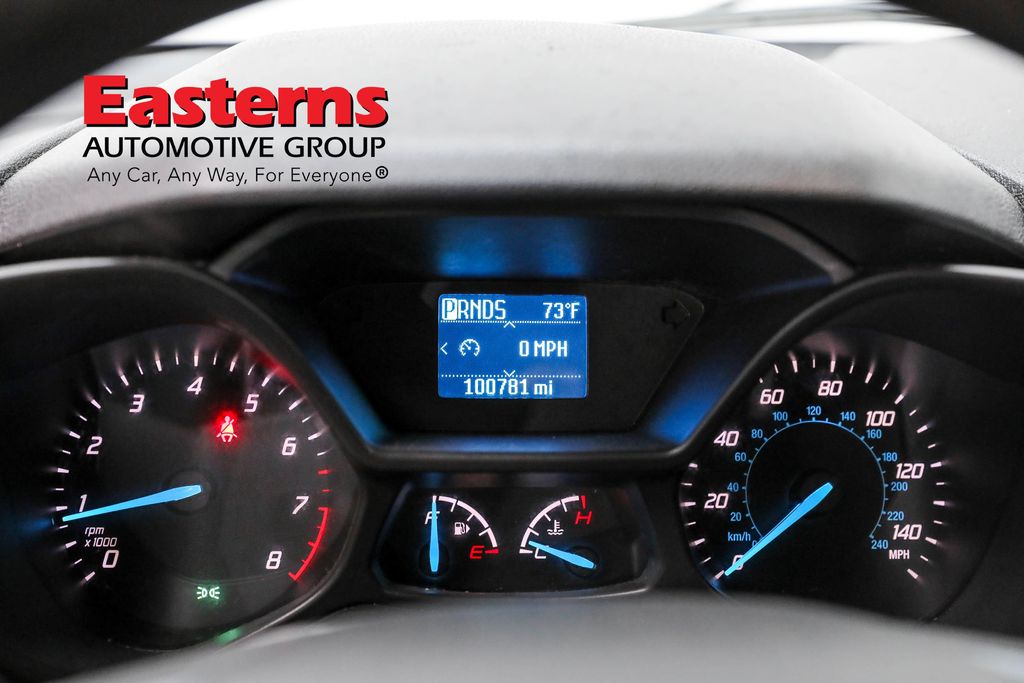 Vehicle image 46 of 60