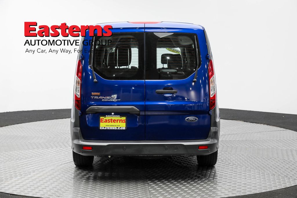 Vehicle image 28 of 60