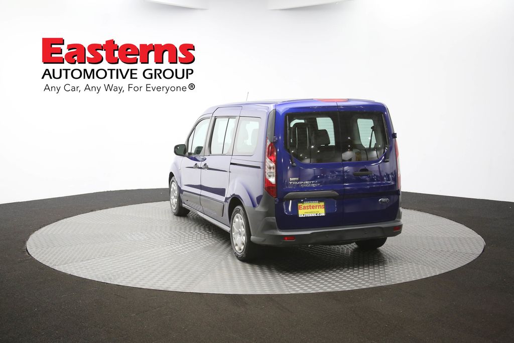 Vehicle image 32 of 60