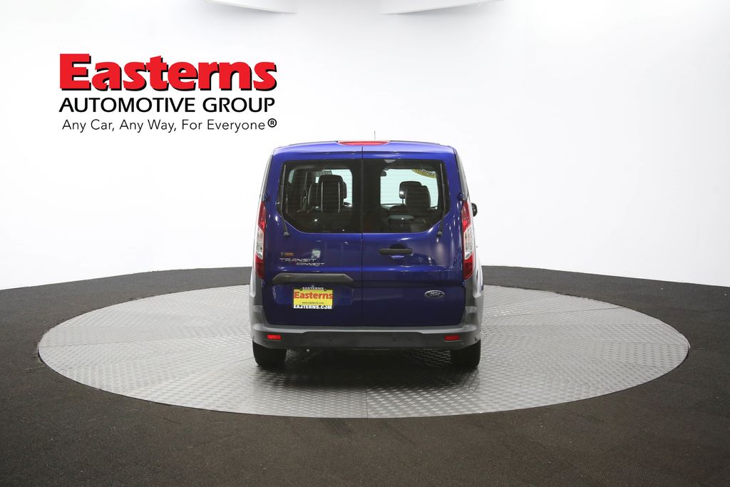 Vehicle image 27 of 60