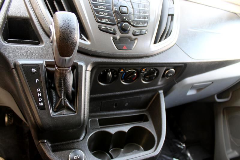 Vehicle image 20 of 22