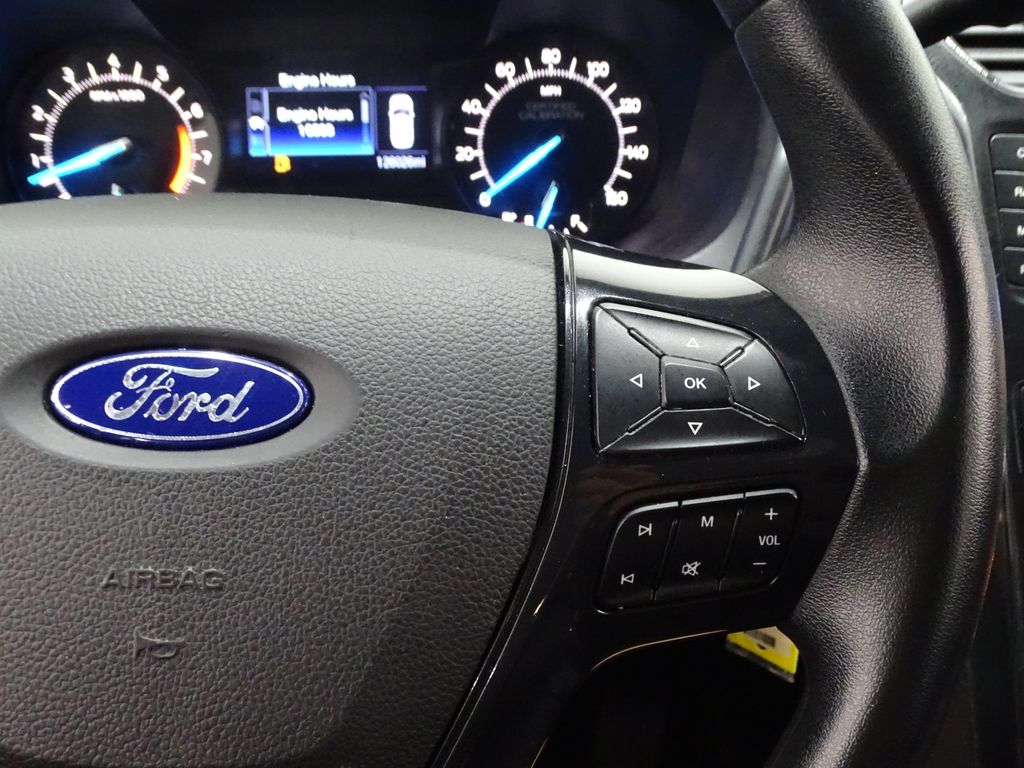 Vehicle image 19 of 38