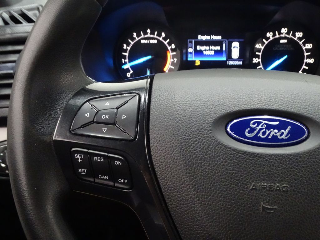 Vehicle image 18 of 38
