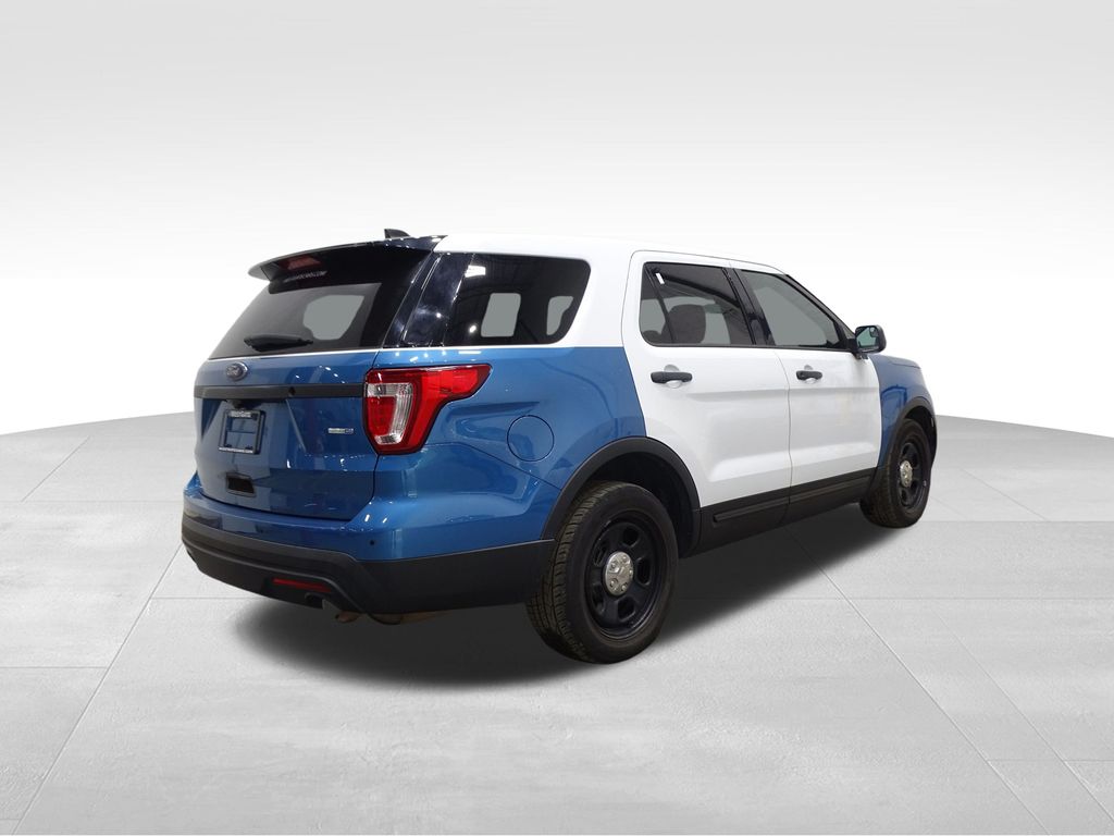 Vehicle image 4 of 38