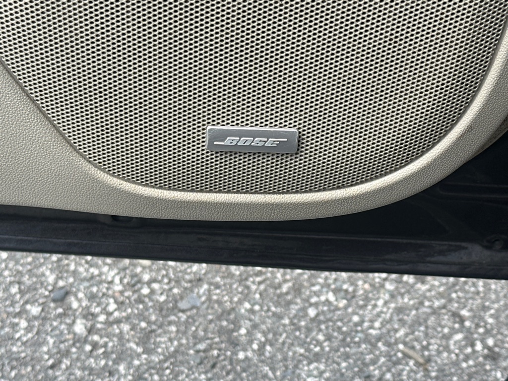 Vehicle image 41 of 58