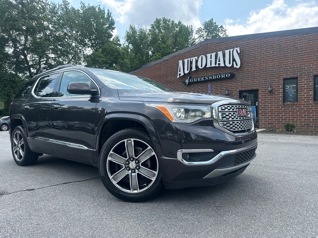 Vehicle image 4 of 58