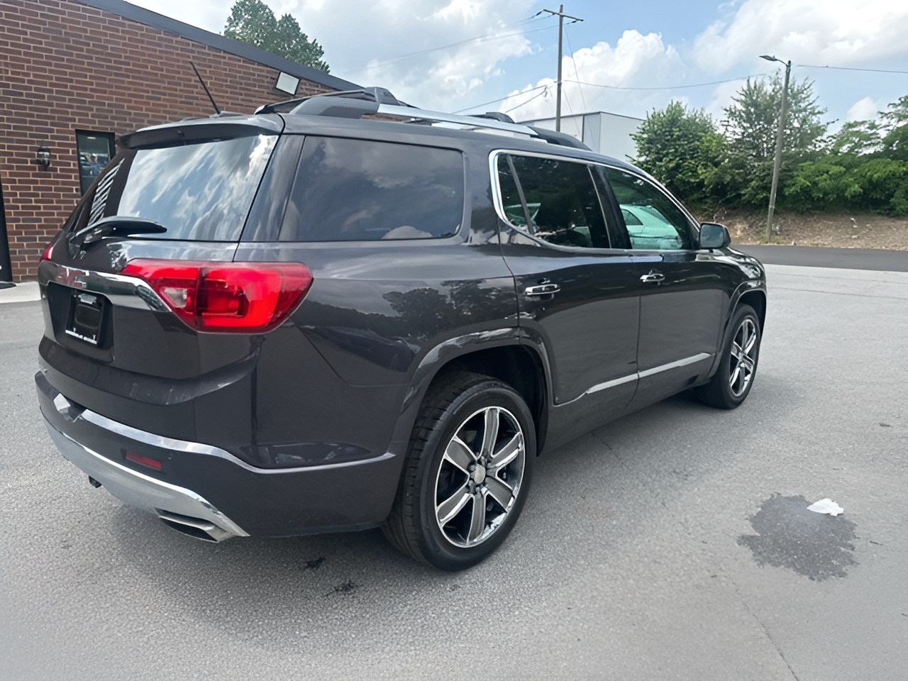 Vehicle image 55 of 58