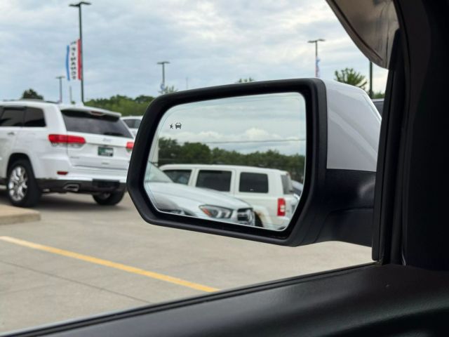 Vehicle image 51 of 59