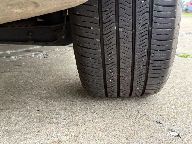 Vehicle image 56 of 59