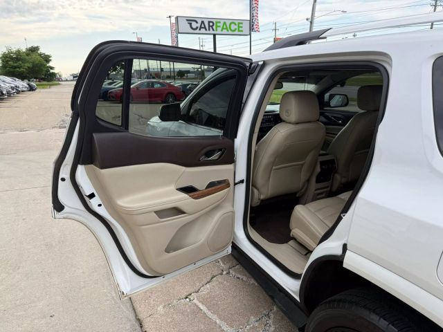 Vehicle image 22 of 59