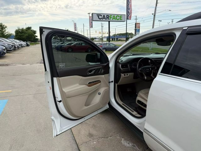 Vehicle image 19 of 59
