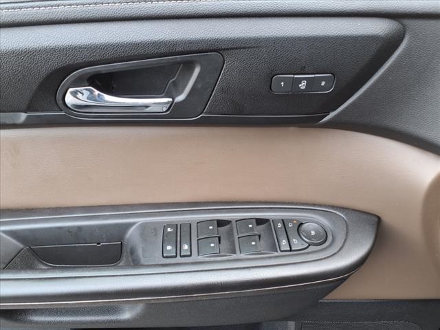 Vehicle image 11 of 25