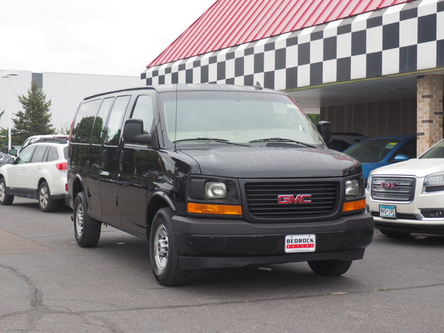 Vehicle image 4 of 32