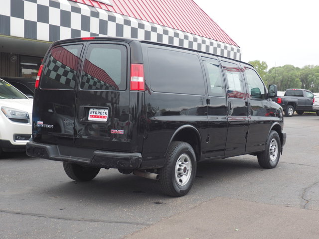 Vehicle image 2 of 32