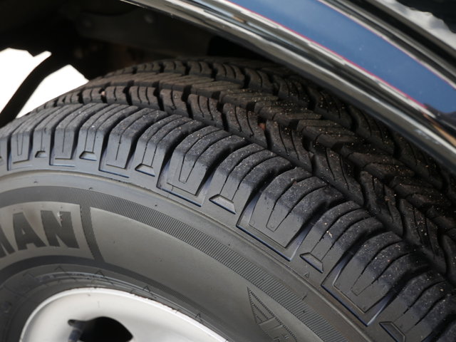 Vehicle image 22 of 30
