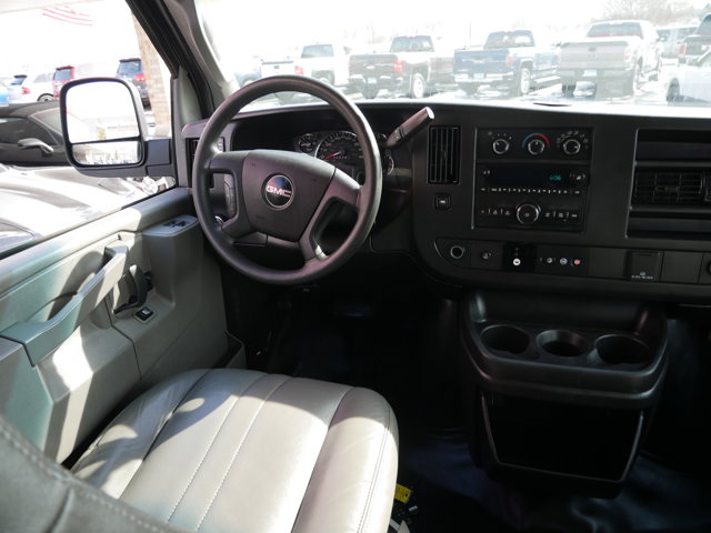Vehicle image 12 of 30