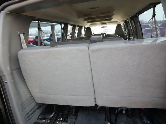 Vehicle image 15 of 30