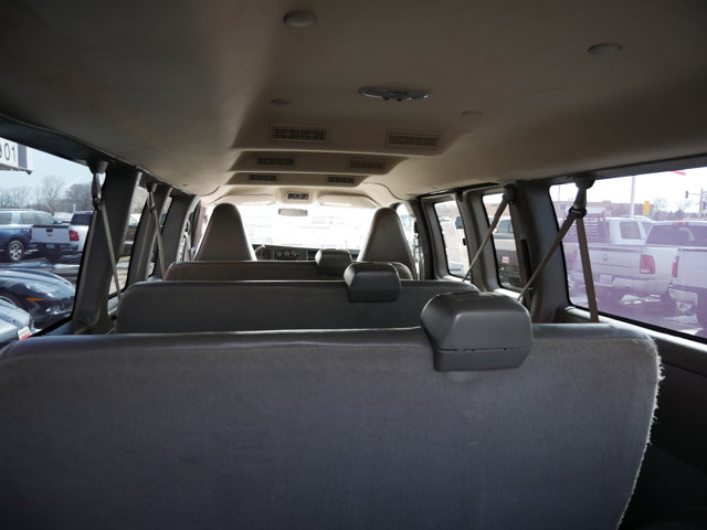Vehicle image 16 of 30