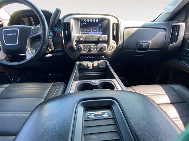 Vehicle image 11 of 37