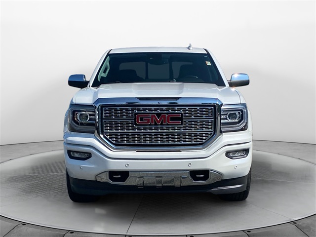 Vehicle image 2 of 37