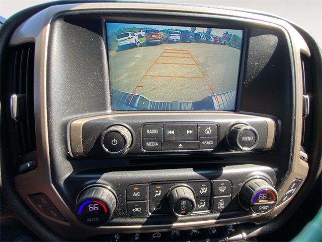 Vehicle image 19 of 37